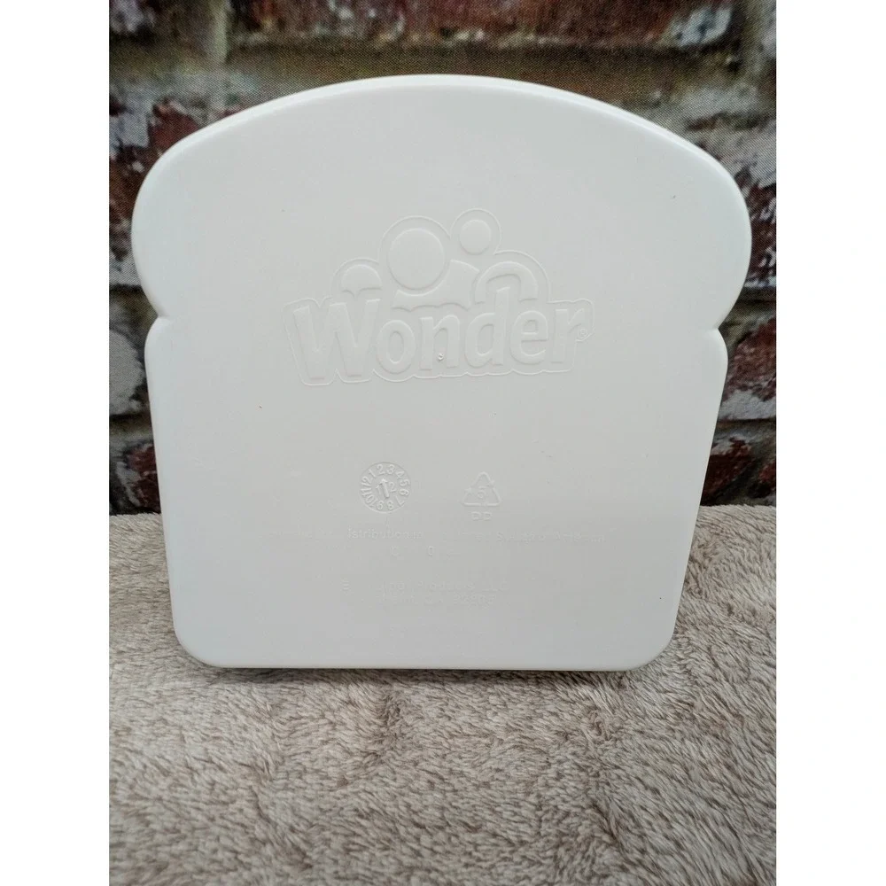 Wonder Bread Sandwich Storage Container 2010 Polka Dot Yellow White Plastic Case